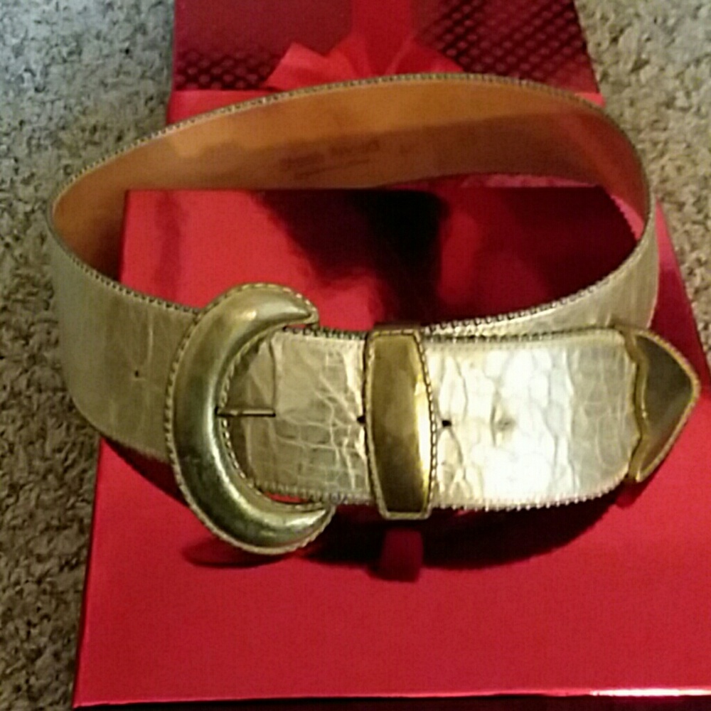 Genuine gold crackle leather belt M/L